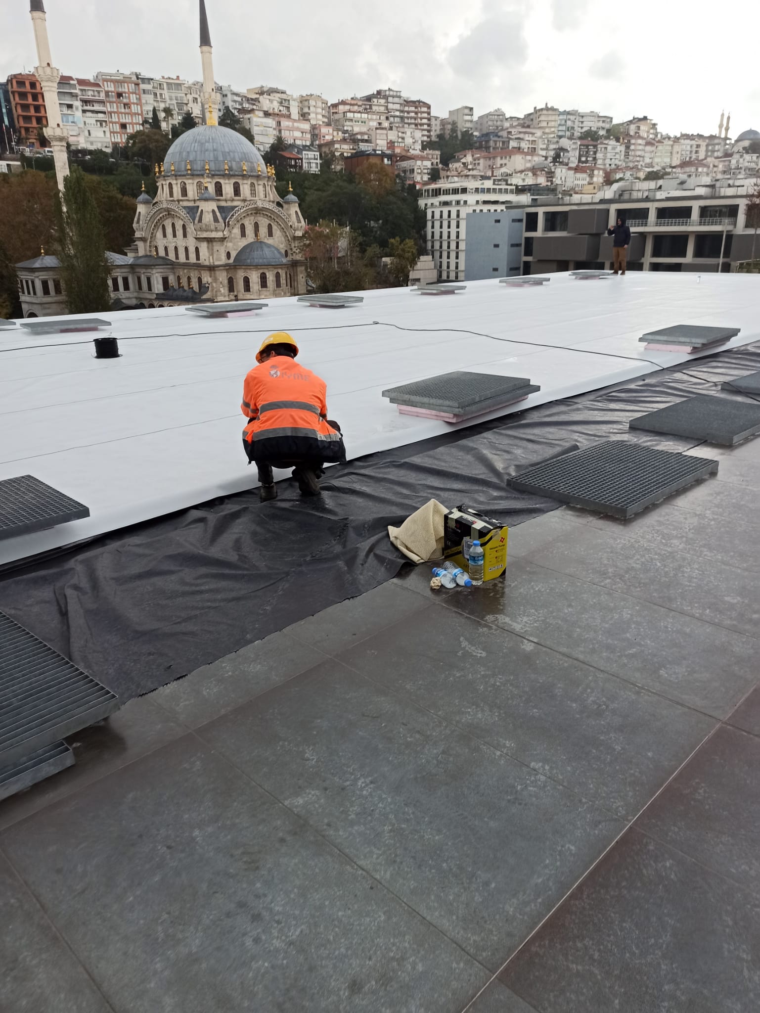 WhatsApp Image 2025-01-31 at 16.27.39 (1)